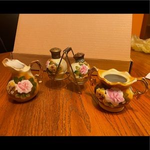 Vintage Cream sugar salt & pepper set